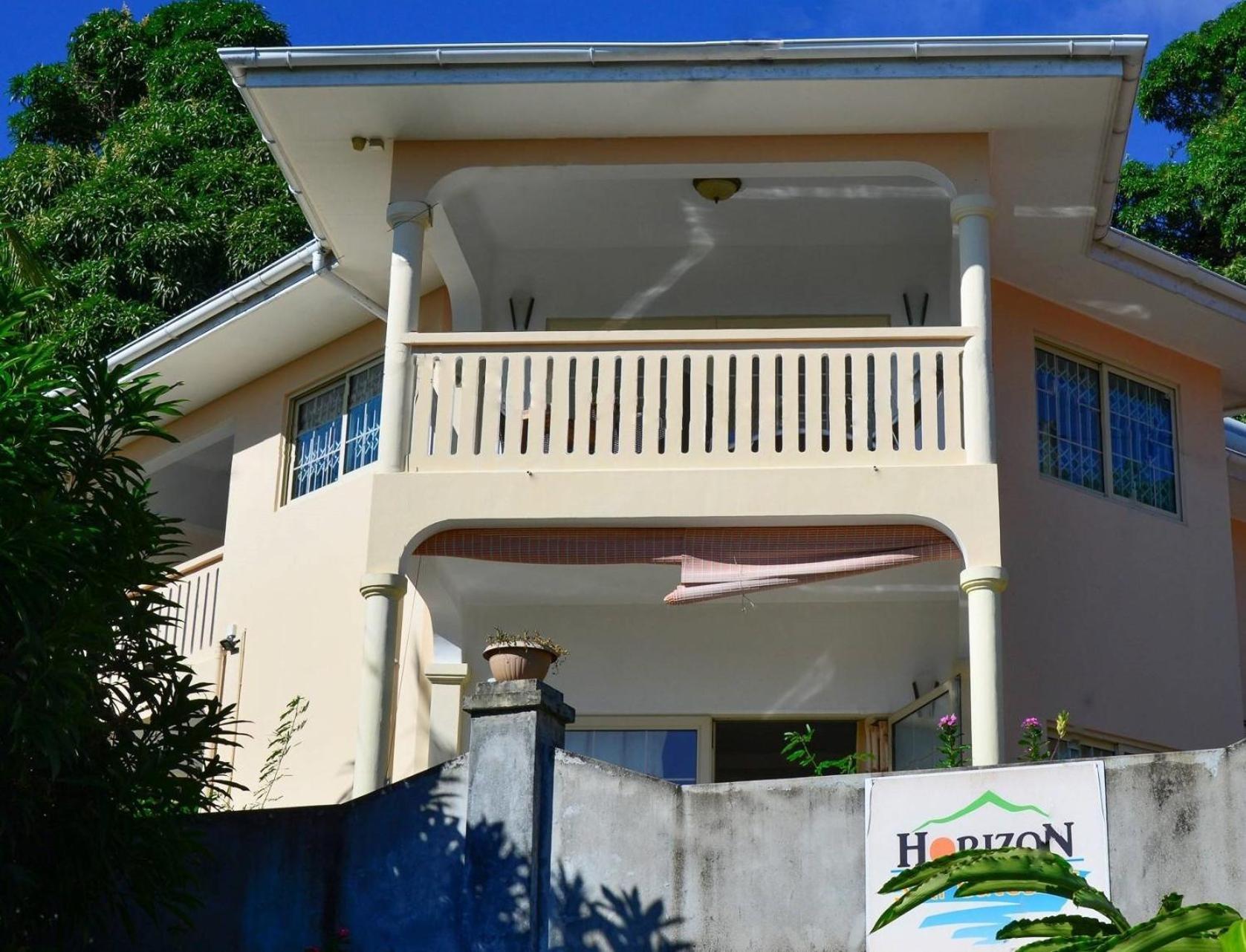 Korrine'S Cottage Horizon Beau Vallon  Bagian luar foto
