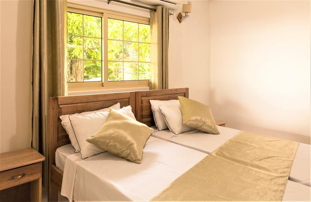 Korrine'S Cottage Horizon Beau Vallon  Bagian luar foto